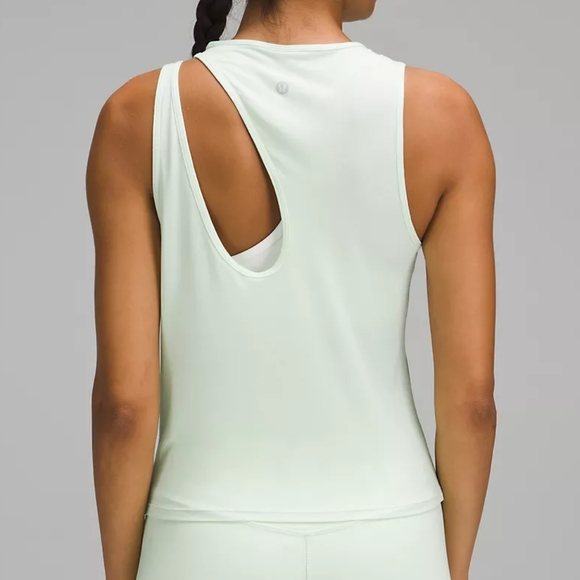 Lululemon NWT Modal-Silk Shoulder Cut-Out Yoga Tank Light Green Sz 14 - Picture 4 of 11